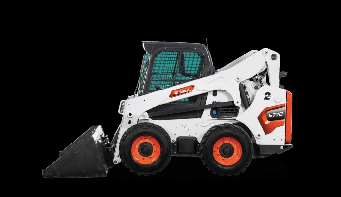 Погрузчик с бортовым поворотом Bobcat S770